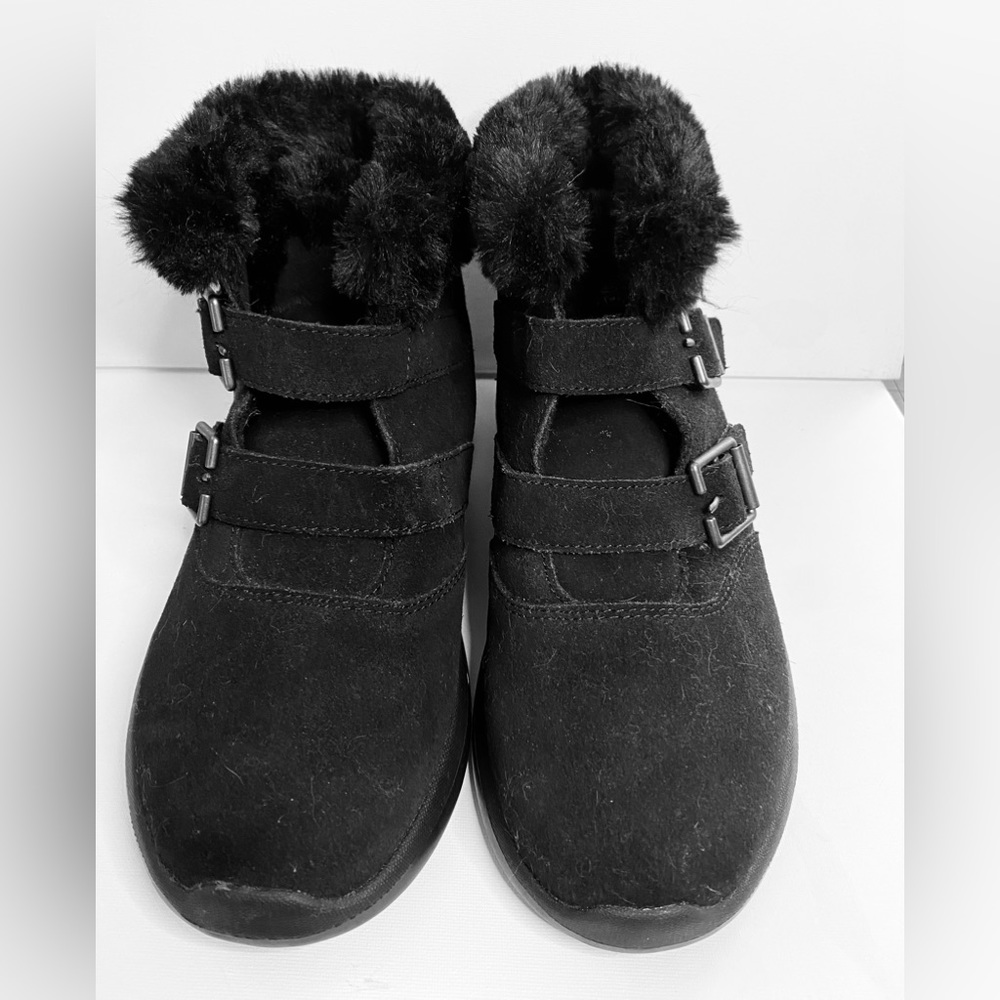 Sketchers On The-Go City 2 Suede Boots- Winter Fling